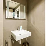 Apartment Waterfront 3 *