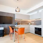 Waterfront 3 *
