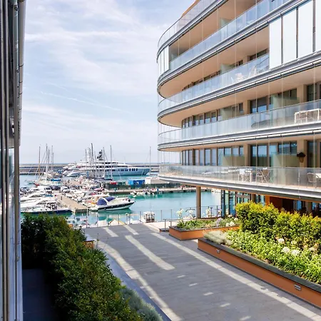 Apartment Waterfront 3