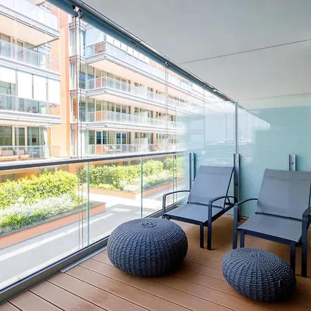 Waterfront 3 Apartment *