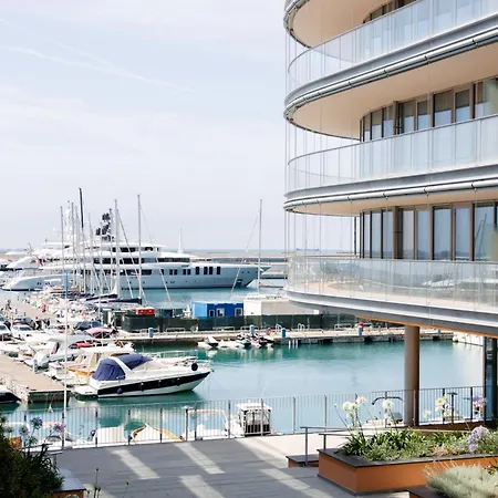 Waterfront 3 Janov